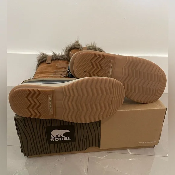 Sorel Joan of  Artic boots size 7.5 Snow/Ski - Picture 5 of 6